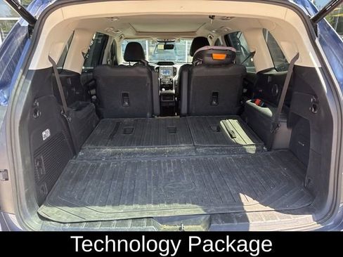 Used 2020 Subaru Ascent Limited w/ Technology Package AWD/4WD image 2