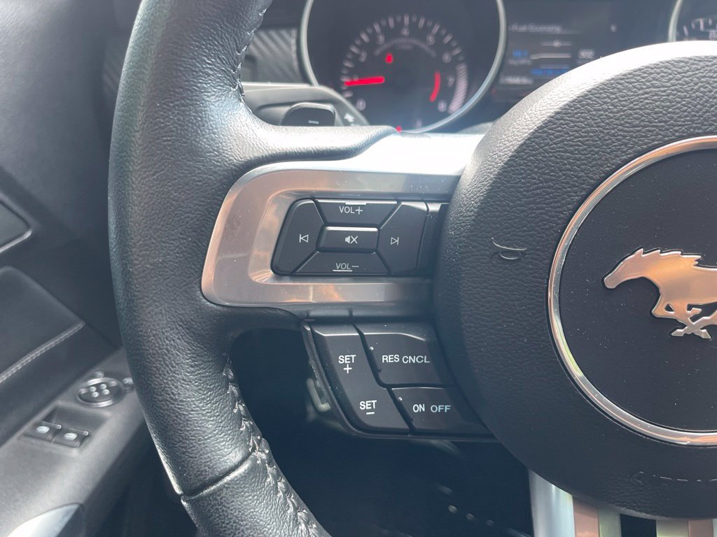 Used 2020 Ford Mustang Coupe RWD image 15