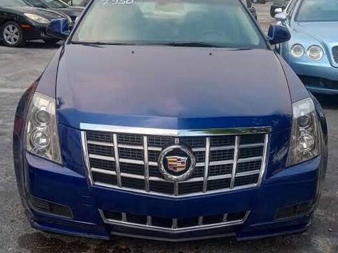Used 2012 Cadillac CTS Luxury image 3