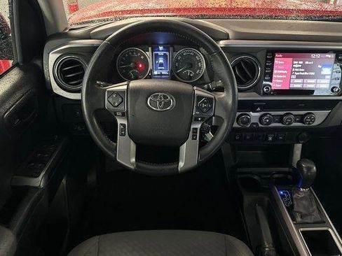Used 2020 Toyota Tacoma SR5 w/ Technology Package image 18