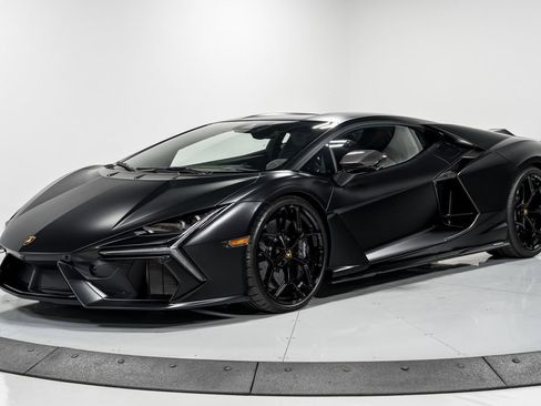 Used 2024 Lamborghini Revuelto image 7