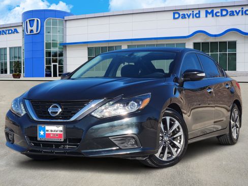 Used 2017 Nissan Altima 2.5 SL w/ 2.5 Technology Package image 1