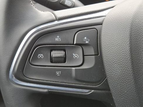 Used 2024 Buick Encore GX Sport Touring image 11