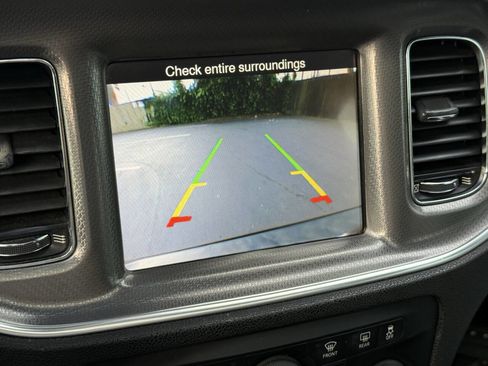 Used 2013 Dodge Charger R/T image 31