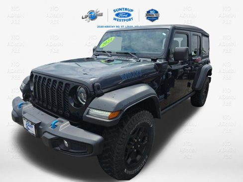 Used 2023 Jeep Wrangler Unlimited w/ Cold Weather Group AWD/4WD image 4