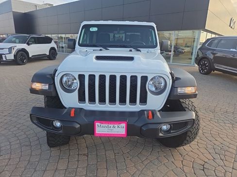 Used 2022 Jeep Gladiator Mojave w/ Cold Weather Group image 2