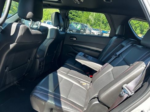Used 2025 Dodge Durango GT AWD/4WD image 24