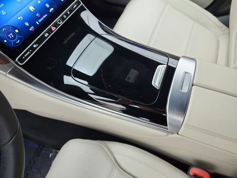 Certified 2026 Mercedes-Benz GLC 300 image 11