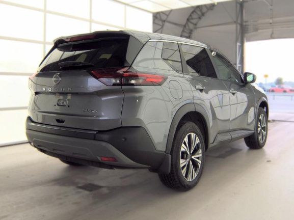 Used 2023 Nissan Rogue SV AWD/4WD image 3