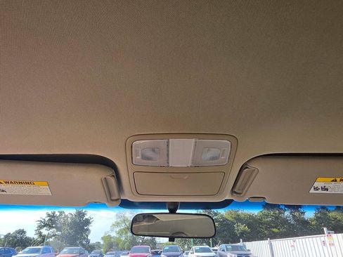 Used 2008 Hyundai Elantra GLS FWD image 42