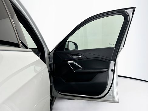 Used 2025 BMW X1 xDrive28i image 34