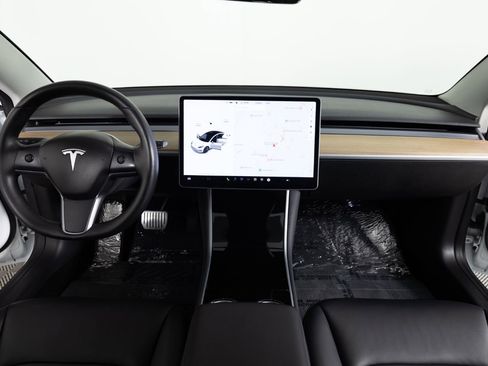 Used 2018 Tesla Model 3 Long Range RWD image 35