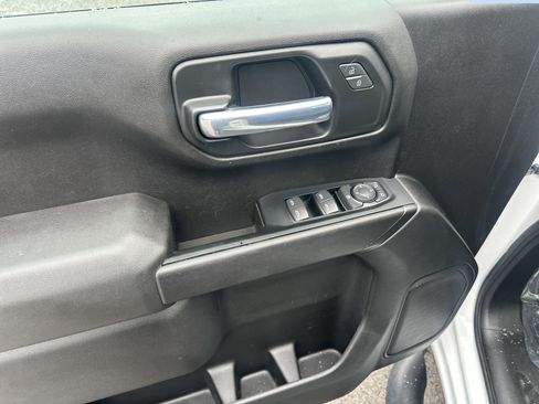 Certified 2023 Chevrolet Silverado 1500 Custom w/ LPO, Dark Essentials Package image 8