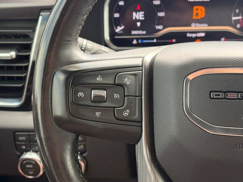 Used 2024 GMC Sierra 3500 Denali Ultimate AWD/4WD image 12