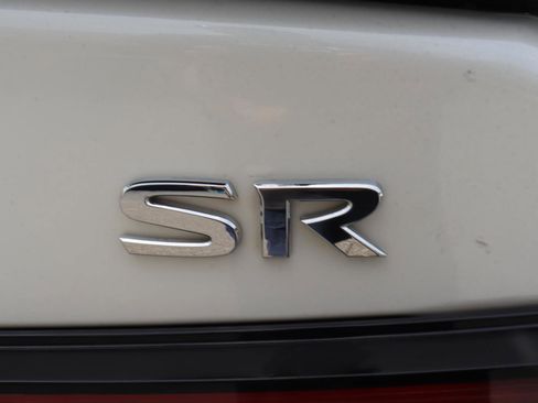 Used 2019 Nissan Maxima SR w/ Premium Package image 11