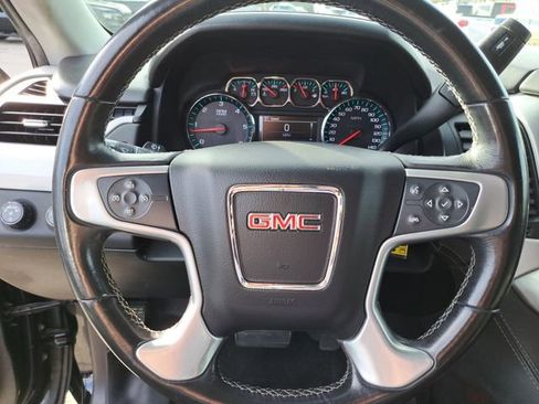 Used 2018 GMC Yukon XL SLE w/ Convenience Package image 16