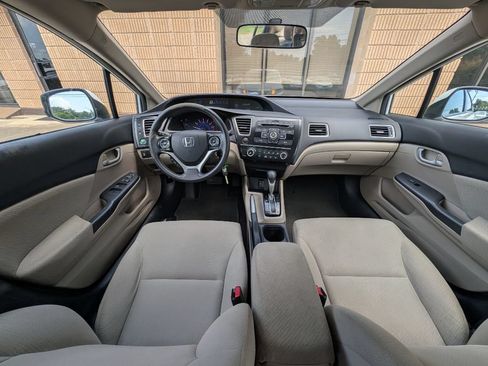 Used 2013 Honda Civic LX image 9