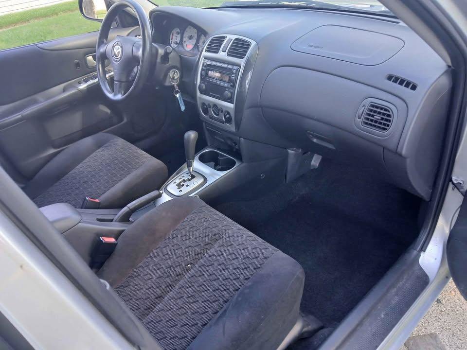 Used 2003 MAZDA Protege FWD image 14