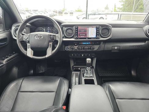 Used 2023 Toyota Tacoma TRD Off-Road w/ TRD Premium Off Road Package AWD/4WD image 18