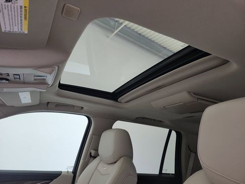 Used 2019 Cadillac Escalade Premium Luxury image 20
