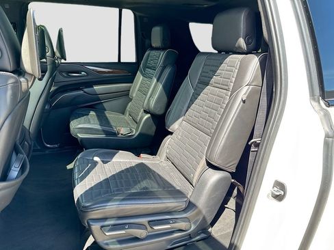 Used 2021 Cadillac Escalade ESV Sport Platinum AWD/4WD image 31