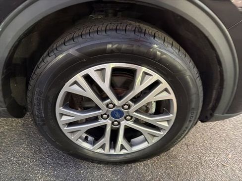 Used 2022 Ford Escape SEL image 4