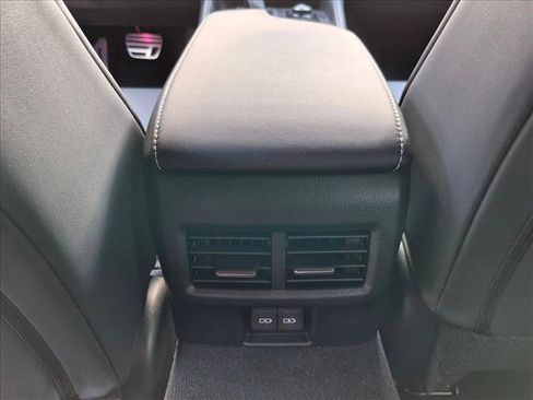 Used 2026 Lexus IS 350 F Sport w/ Technology Package RWD image 17