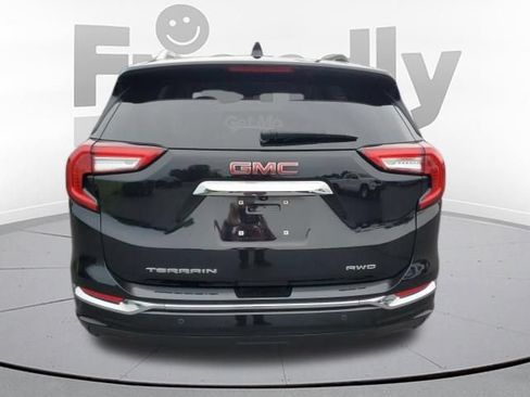 Used 2022 GMC Terrain Denali w/ Denali Premium Package AWD/4WD image 4