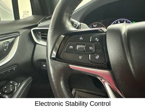 Used 2023 Buick Enclave Premium AWD/4WD image 38