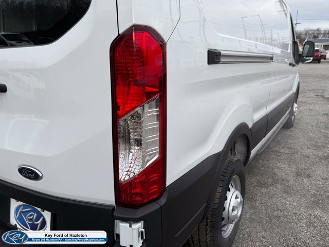 Used 2025 Ford Transit 350 148 Low Roof AWD image 42