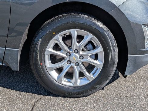 Used 2020 Chevrolet Equinox LT image 12