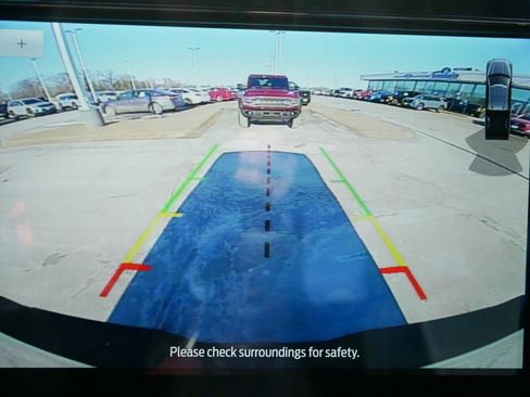 Certified 2022 Ford F250 Lariat w/ Chrome Package image 28