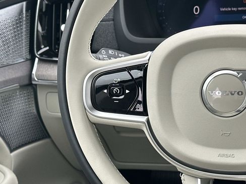 New 2026 Volvo XC90 T8 Ultra w/ Lounge Package AWD/4WD image 8