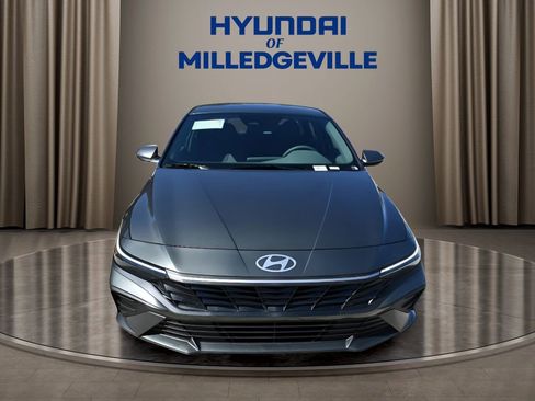 New 2026 Hyundai Elantra SE image 6