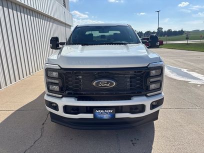 New 2026 Ford F250 Lariat w/ Black Appearance Package