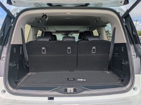 New 2026 INFINITI QX80 Luxe w/ Cargo Package RWD image 13