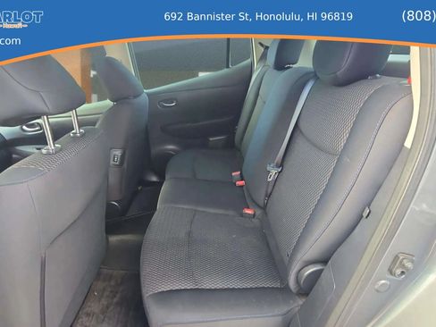 Used 2015 Nissan Leaf S w/ Charge Package FWD image 12