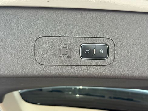 Used 2023 Lincoln Aviator Reserve w/ Equipment Group 201A AWD/4WD image 24