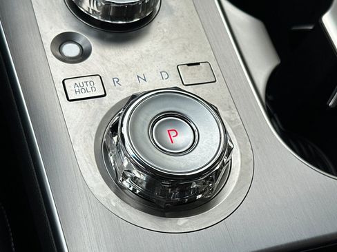 Used 2026 Genesis GV70 2.5T Select image 24