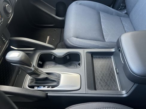 Used 2025 Nissan Frontier SV w/ SV Convenience Package image 31