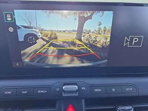 Used 2025 Kia K4 FWD image 23