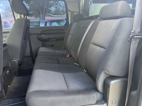 Used 2013 Chevrolet Silverado 2500 LT w/ Suspension Package, Off-Road AWD/4WD image 13