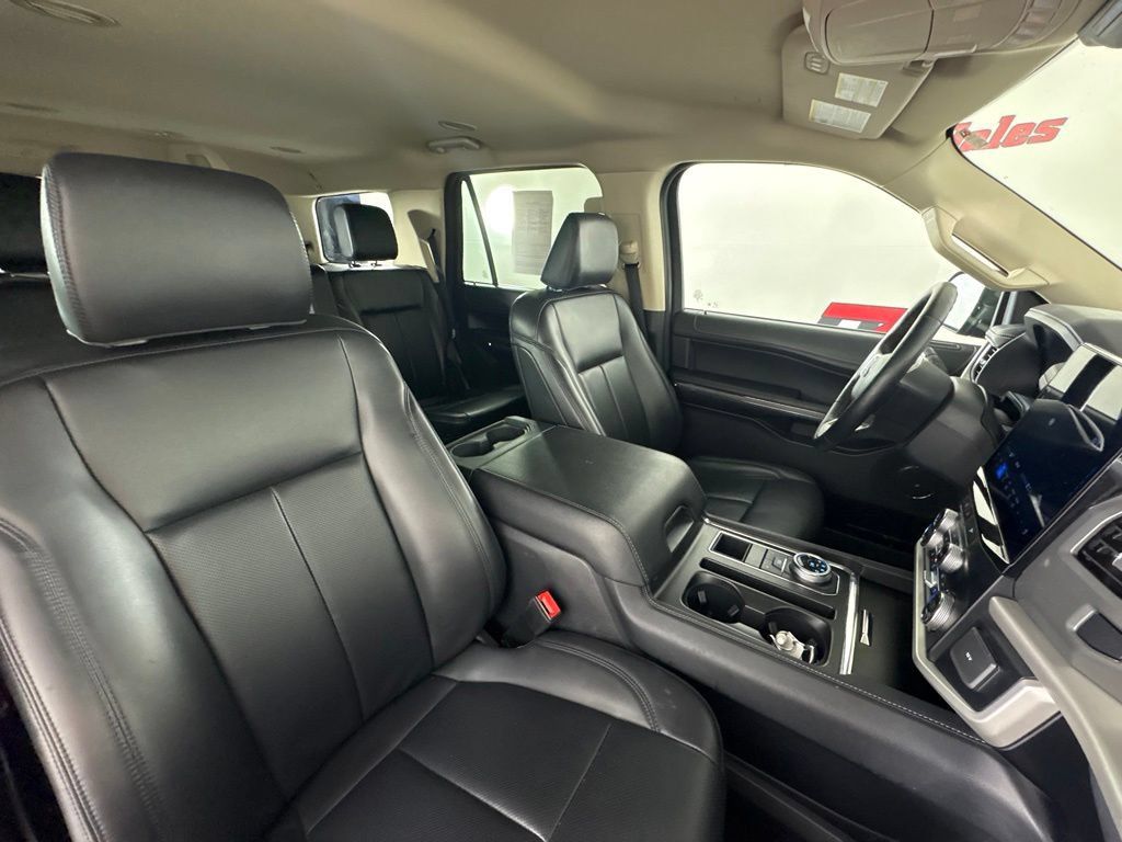 Used 2023 Ford Expedition XLT RWD image 35