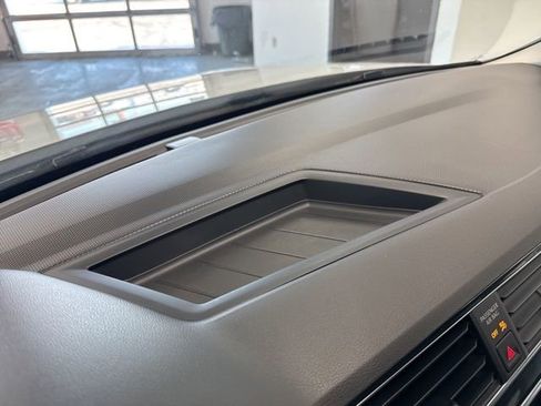 Used 2019 Volkswagen Tiguan SE w/ Panoramic Sunroof Package image 52