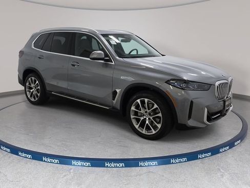 Certified 2025 BMW X5 xDrive40i w/ Climate Comfort Package AWD/4WD image 3