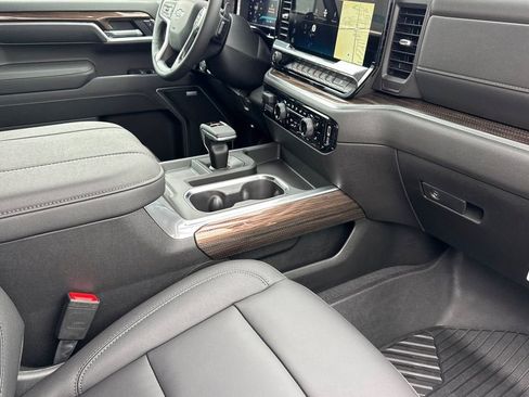 New 2026 Chevrolet Silverado 1500 RST w/ RST All Star Premium Package AWD/4WD image 15