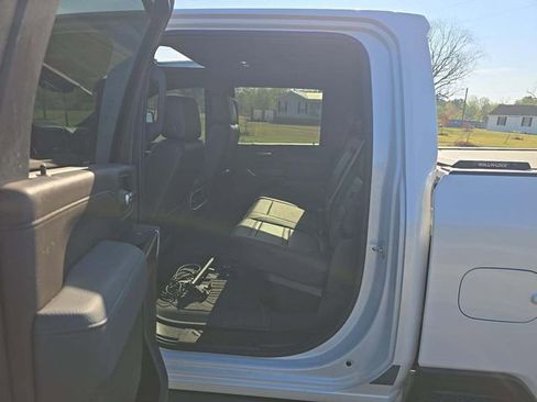 Used 2020 GMC Sierra 3500 Denali w/ Denali Ultimate Package image 7