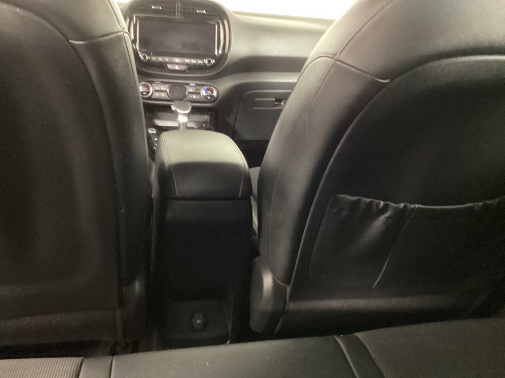 Used 2020 Kia Soul GT-Line Turbo FWD image 29