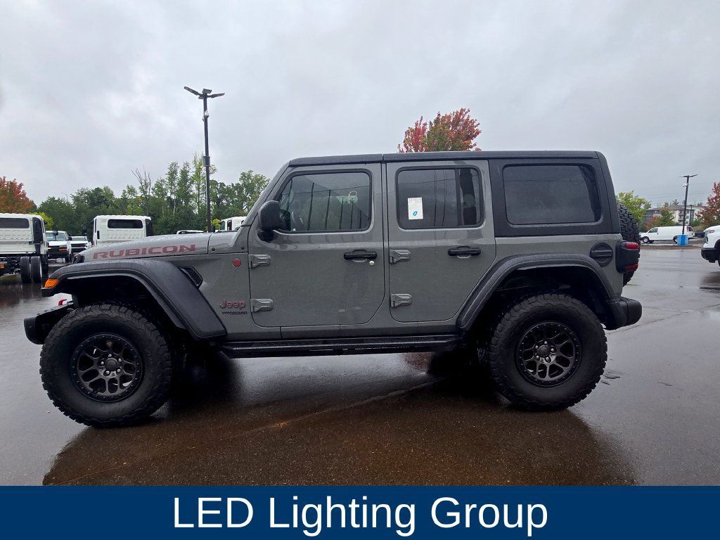 Used 2021 Jeep Wrangler Unlimited Rubicon w/ Xtreme Recon 35" Tire Package AWD/4WD image 4