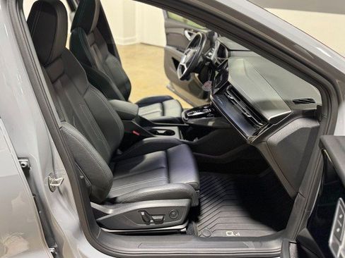 Used 2024 Audi Q4 e-tron Premium Plus AWD/4WD image 27